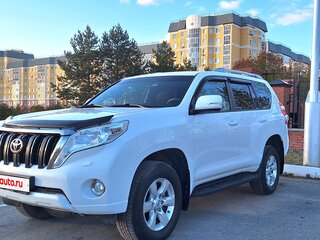 2015 Toyota Land Cruiser Prado 6-speed 150 Series Рестайлинг 1, белый, 3700000 рублей, вид 1