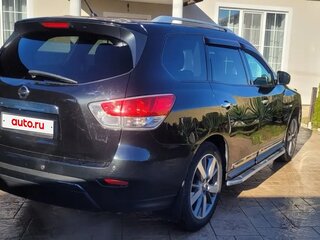 2015 Nissan Pathfinder IV, чёрный, 1580000 рублей, вид 3