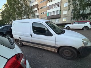 2007 Peugeot Partner I Рестайлинг, белый, 250000 рублей, вид 2