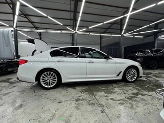 2017 BMW 5 серии 530i VII (G30/G31/G38), белый, 2850000 рублей, вид 5