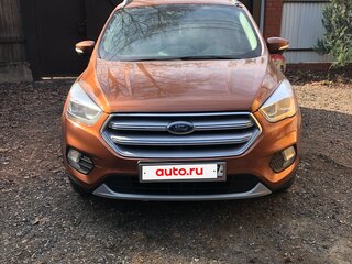 2017 Ford Kuga II Рестайлинг, коричневый, 1600000 рублей, вид 3