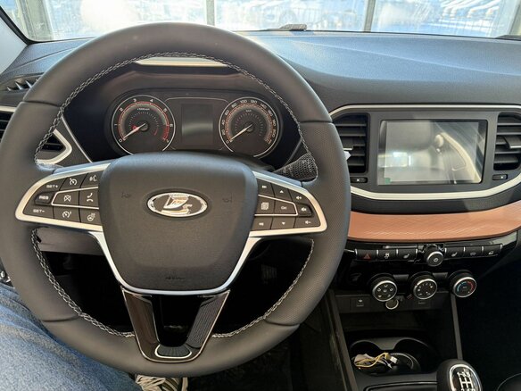 2026 Lada (ВАЗ) Vesta SW Cross I Рестайлинг (NG), серебристый, 1800000 рублей - вид 8