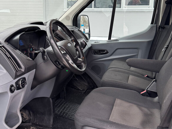 2017 Ford Transit, серый, 2000000 рублей - вид 5