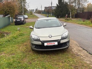 2014 Renault Megane III Рестайлинг, серебристый, 750000 рублей, вид 1
