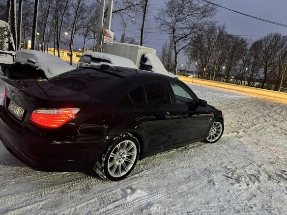 2009 BMW 5 серии 525i V (E60/E61) Рестайлинг, чёрный, 1400000 рублей - вид 13