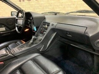 1988 Porsche 928, серебристый, 6450000 рублей, вид 5