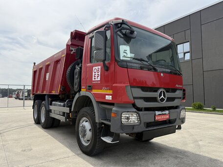 2018 Mercedes-Benz Actros, красный, 9980000 рублей, вид 1