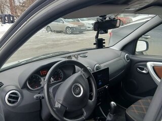 2018 Lada (ВАЗ) Largus Cross I, белый, 900000 рублей, вид 2