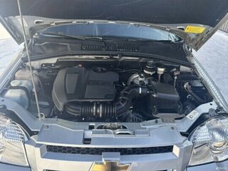 2014 Chevrolet Niva I Рестайлинг, серебристый, 710000 рублей, вид 5