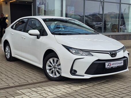 2025 Toyota Corolla XII (E210) Рестайлинг 2, белый, 2800000 рублей, вид 3