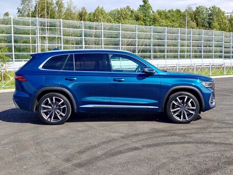 2021 Geely Monjaro (Xingyue L) I, синий, 2380000 рублей, вид 5