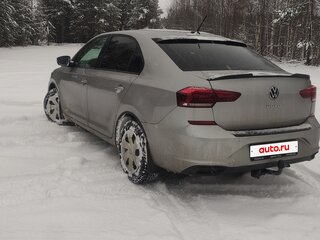 2021 Volkswagen Polo VI, серый, 1500000 рублей, вид 4
