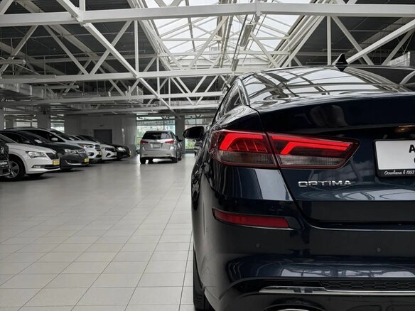 2020 Kia Optima IV Рестайлинг, синий - вид 16