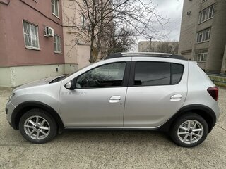 2015 Renault Sandero Stepway II, серый, 950000 рублей, вид 5