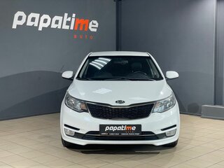 2016 Kia Rio III Рестайлинг, белый, 984000 рублей, вид 2