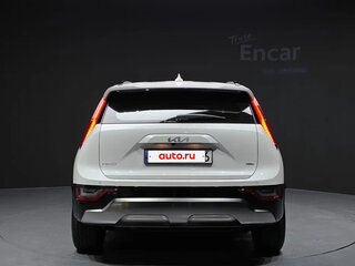 2025 Kia Niro II, белый, 2680000 рублей, вид 4