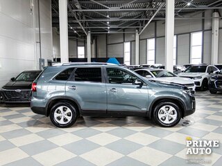 2012 Kia Sorento II Рестайлинг, зелёный, 1589000 рублей, вид 4