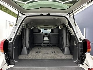 2008 Lexus LX 570 III, белый, 3890000 рублей, вид 5