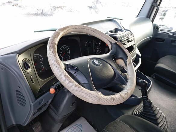 2015 КамАЗ 5490, белый, 1056250 рублей - вид 5