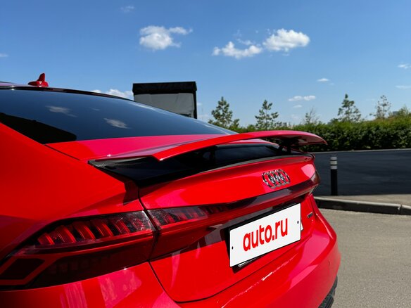 2021 Audi A7 45 TFSI II (4K), красный, 5500000 рублей - вид 1