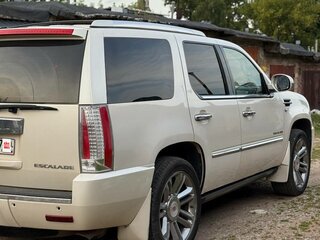2013 Cadillac Escalade III, белый, 2230000 рублей, вид 3