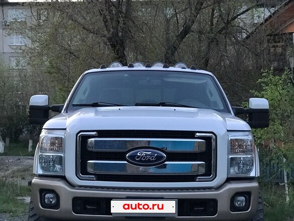 2011 Ford F-250, белый, 5000000 рублей - вид 2