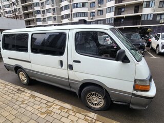 1991 Toyota HiAce H100, белый, 300000 рублей, вид 3