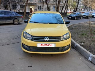 2018 Volkswagen Polo V Рестайлинг, жёлтый, 545000 рублей, вид 1