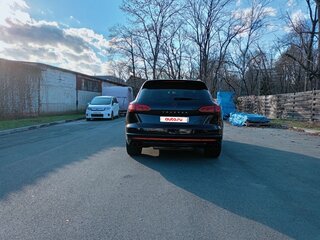 2019 Volkswagen Touareg III, чёрный, 6500000 рублей, вид 4