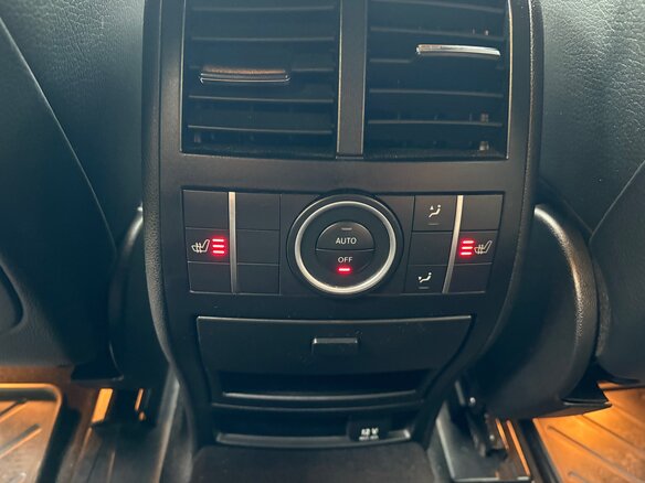 2012 Mercedes-Benz GL-Класс 350 I (X164) Рестайлинг, белый, 2390000 рублей - вид 17