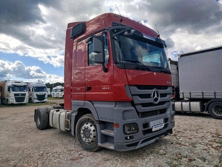 2018 Mercedes-Benz Actros, красный, 4435000 рублей, вид 2