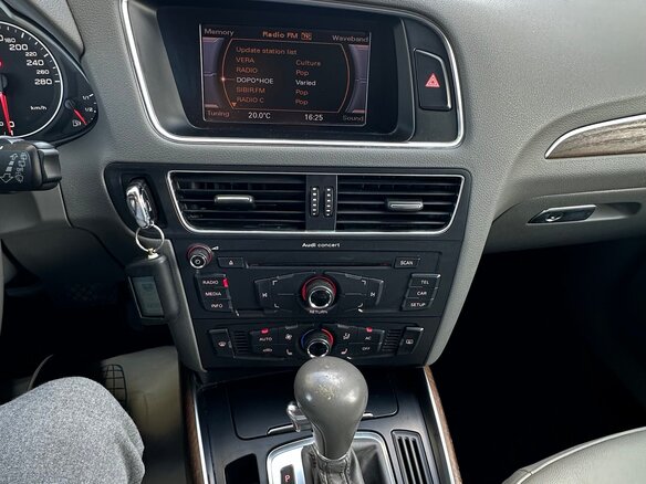 2012 Audi Q5 8tiptronic I (8R), белый, 1149000 рублей - вид 9