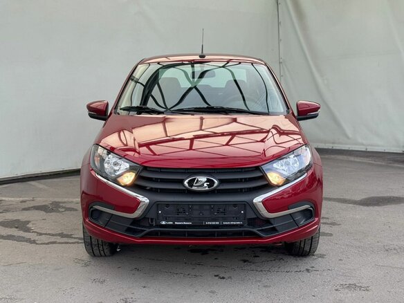 2026 Lada (ВАЗ) Granta I Рестайлинг, красный, 1233000 рублей - вид 1