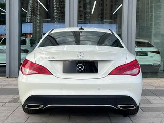 2019 Mercedes-Benz CLA 200 I (C117, X117) Рестайлинг, белый, 1910000 рублей, вид 3