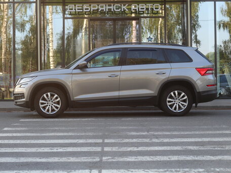 2021 Skoda Kodiaq I, коричневый, 2660000 рублей, вид 2