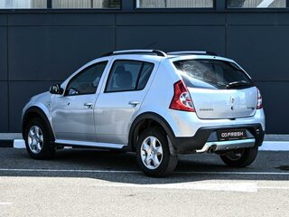 2014 Renault Sandero I, серый, 859000 рублей, вид 2