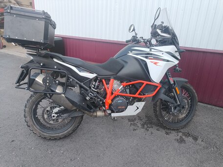 2017 KTM 1090 Adventure R, белый, 1190000 рублей, вид 3