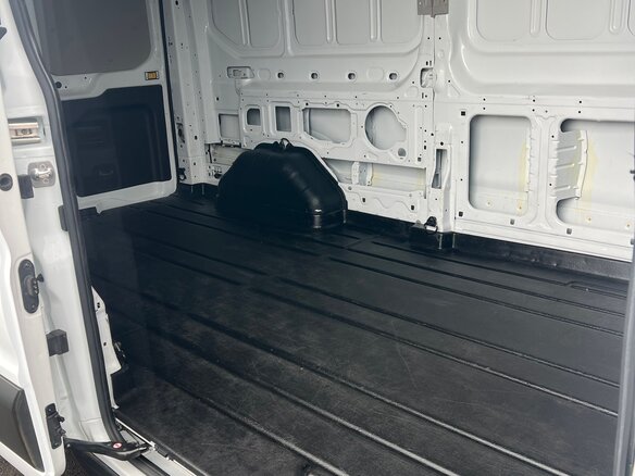 2023 Ford Transit, белый, 4150000 рублей - вид 37
