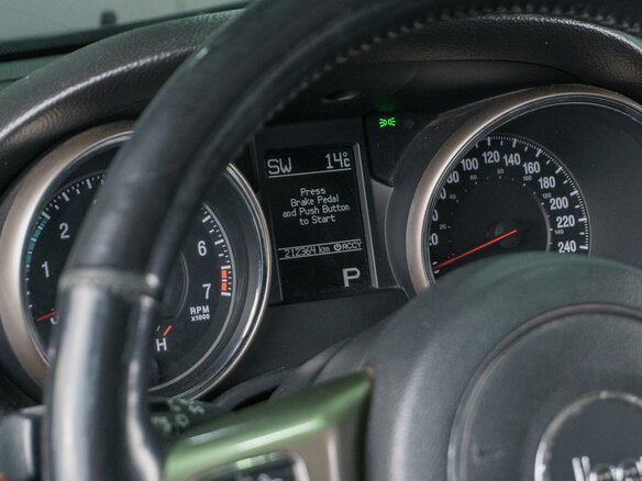 2012 Jeep Grand Cherokee IV (WK2), чёрный, 1729000 рублей - вид 15