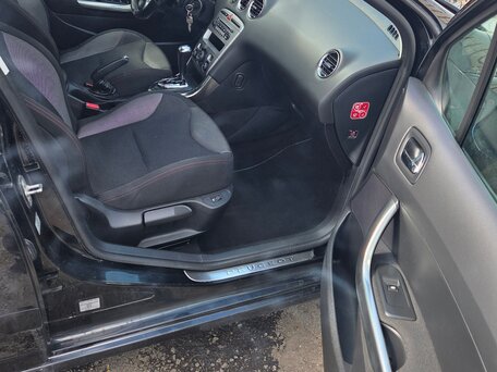 2011 Peugeot 308 I Рестайлинг, чёрный, 475000 рублей, вид 5
