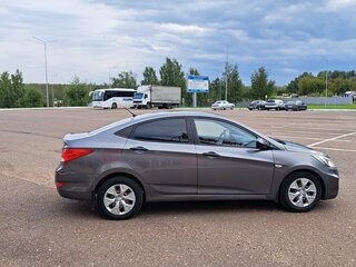 2011 Hyundai Solaris I, серый, 515000 рублей, вид 3