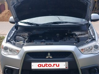 2011 Mitsubishi ASX I, серебристый, 900000 рублей, вид 4