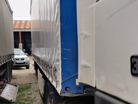 2000 Volvo FH, белый, 1350000 рублей, вид 3