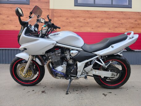 2003 Suzuki Bandit 1200, серебристый, 349000 рублей, вид 1