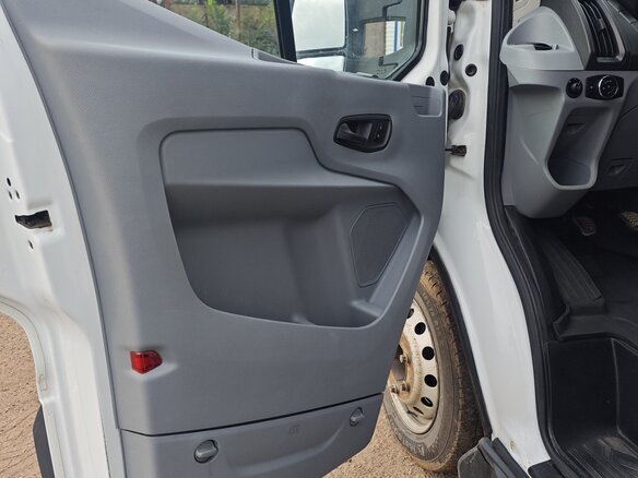 2018 Ford Transit, белый, 1750000 рублей - вид 5