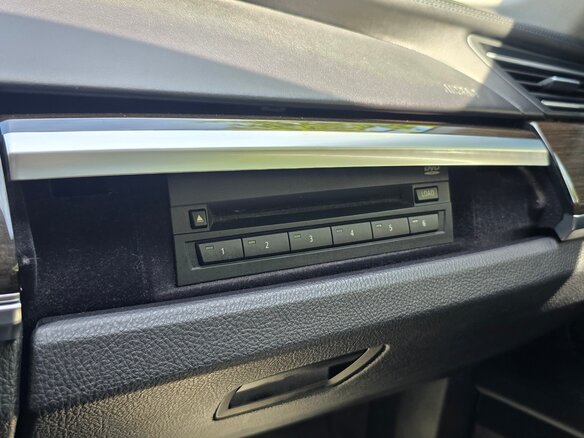 2013 BMW 7 серии Long 750Li xDrive V (F01/F02/F04) Рестайлинг, чёрный, 1400000 рублей - вид 17