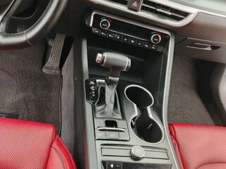 2023 Kia K5 III, чёрный, 2950000 рублей, вид 5