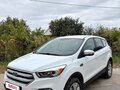 2016 Ford Kuga II Рестайлинг, белый, 1450000 рублей