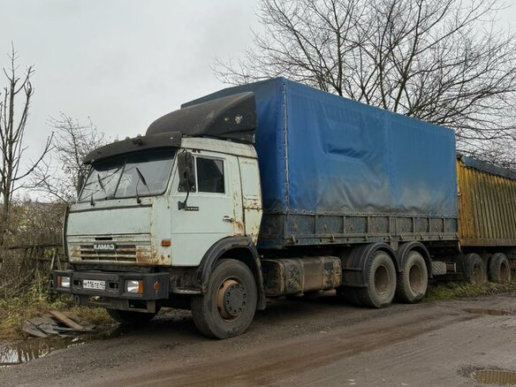 2000 КамАЗ 53215, серый, 1000000 рублей - вид 2
