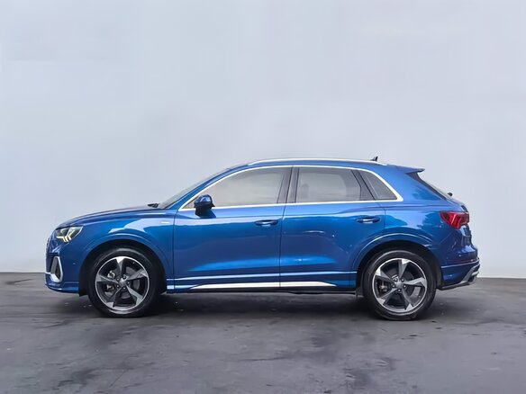2022 Audi Q3 35 TFSI II (F3), синий, 2550000 рублей - вид 5